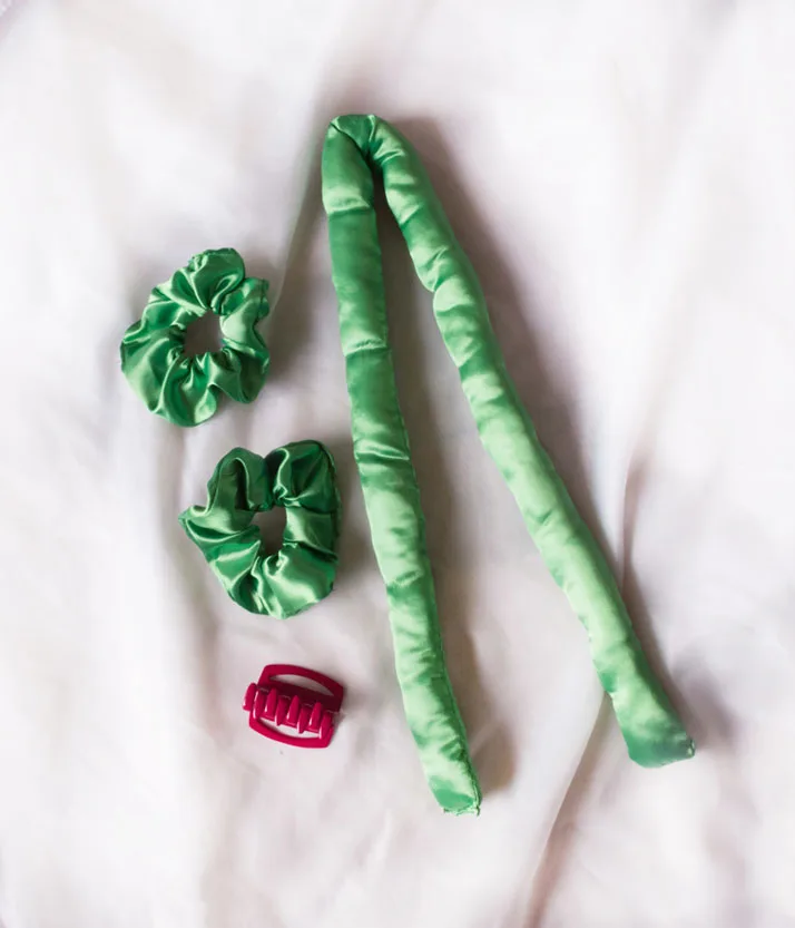 Rizador modelador ondas sin calor + 2 scrunchies Verde + Broche - Imagen 2